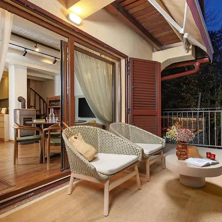 Hillside Lodge, Boutique &