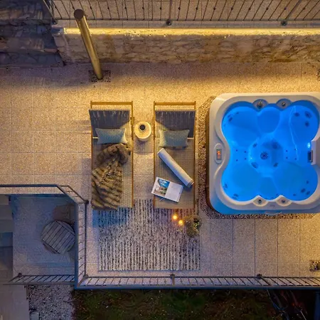 Hillside Lodge, Boutique &