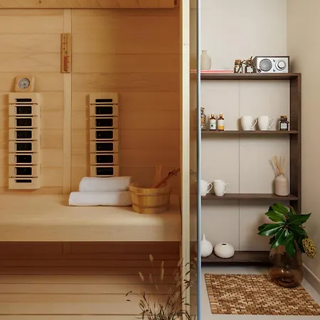 Hillside Lodge, Boutique & *