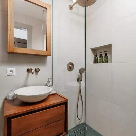 Hillside Lodge, Boutique & Lič