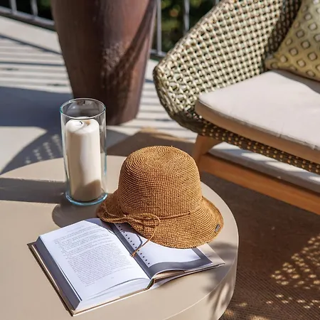 Vikendica Hillside Lodge, Boutique & *