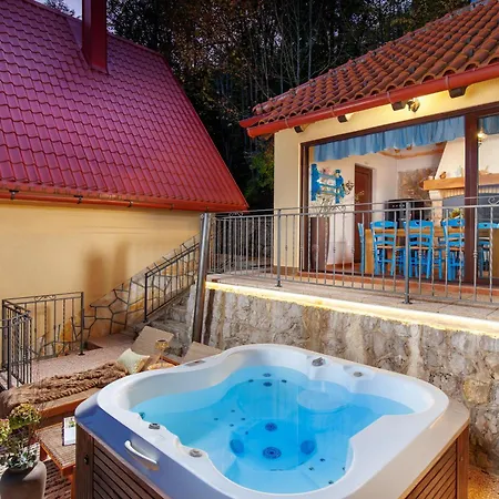 Vikendica Hillside Lodge, Boutique &