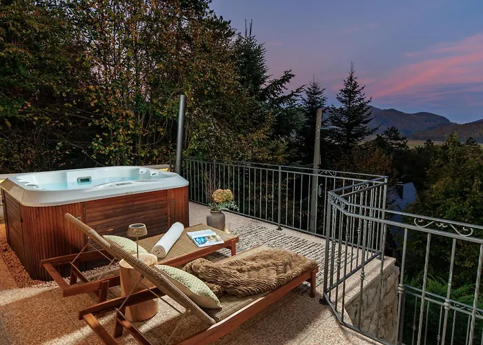 Hillside Lodge, Boutique&spa Lič